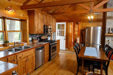 Collings Log House by Simple Life Rentals House in Ephraim