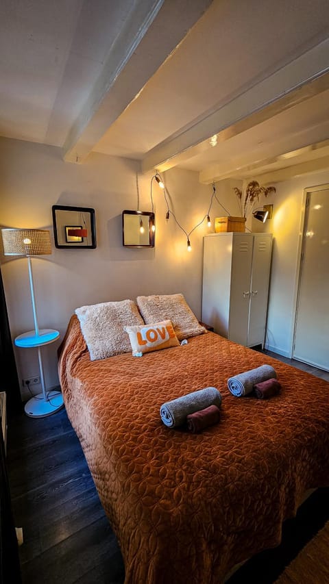 Bed, Coffee/tea facilities, Bedroom