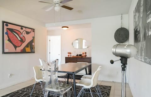 Casa Di Sofia - 4BR with pickleball & golf gear House in Palm Springs