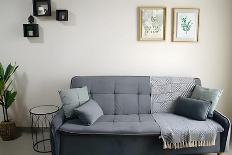 Living room, Internal: Not applicable to any particular room