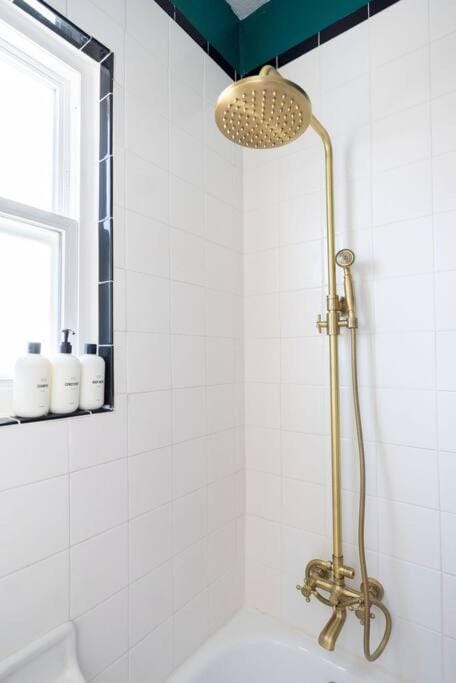 University Home Close to Nob Hill Apartment in Albuquerque