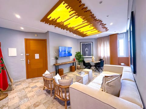 Communal lounge/ TV room, TV and multimedia, Living room, Seating area