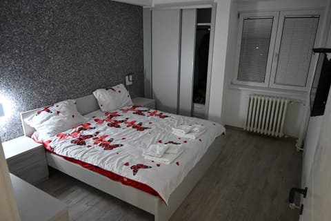 Bed, TV and multimedia, Decorative detail, Bedroom, heating, internet, wardrobe, air conditioner