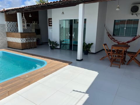 Patio, Swimming pool