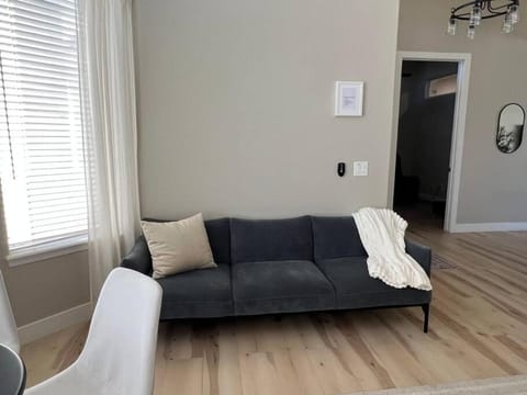 Edgemont Escape House in Avondale