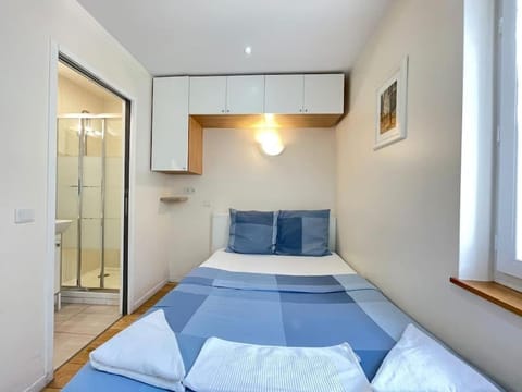 Appart Jouy N4 proche HEC Rer C Apartment in Île-de-France