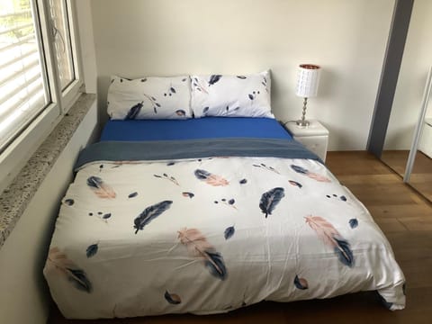 Chambre spacieuse, lumineuse et reposante Vacation rental in Canton of Zurich