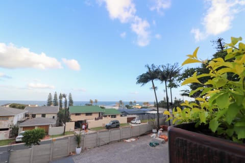 Neighbourhood, Sea view