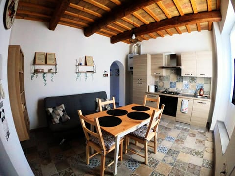 Kitchen or kitchenette, Living room, Seating area, Dining area, dishwasher, heating, oven, stove, air conditioner