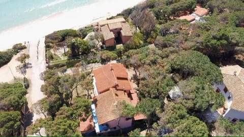 Neighbourhood, Natural landscape, Bird's eye view, Beach, Street view