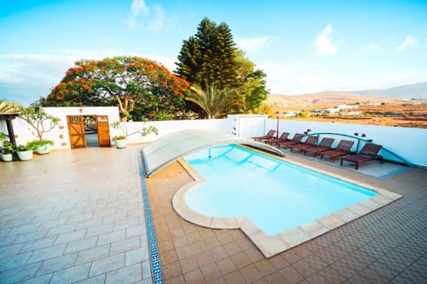 Natural landscape, Mountain view, Swimming pool