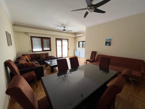 Chic Pad by GG Apartment in Alexandroupoli