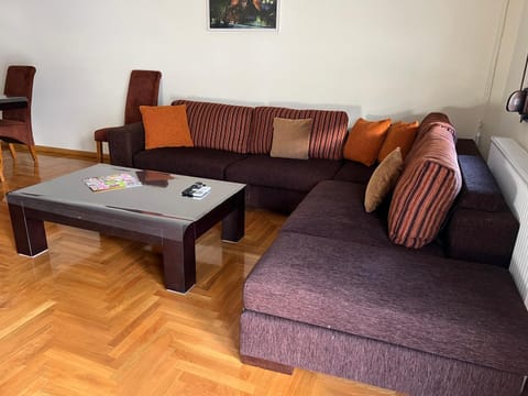 Chic Pad by GG Apartment in Alexandroupoli