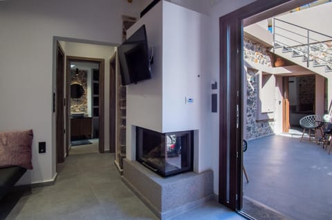 TV and multimedia, Living room, Seating area