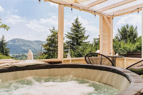 Hot Tub, Balcony/Terrace