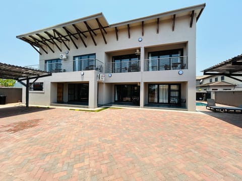 Property building, Parking