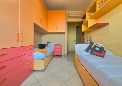 Homeby, Casa Cartesio Apartment in Milan