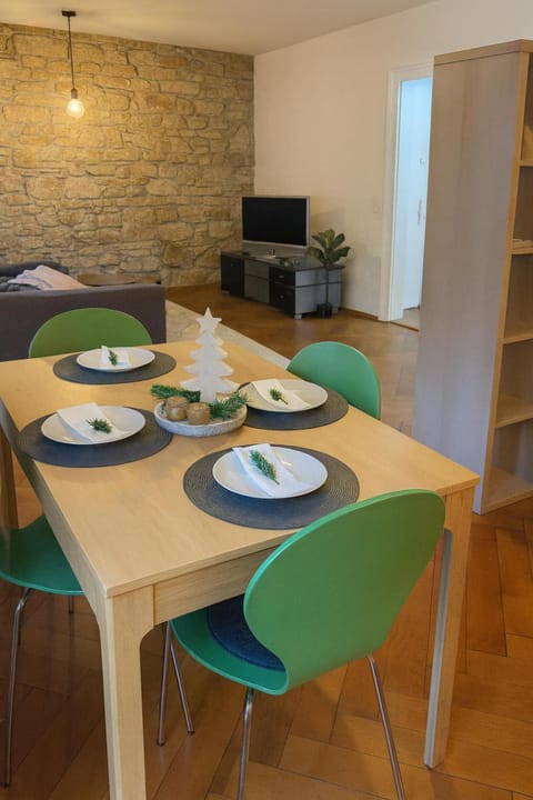 Cool and Laidback at Sankt Johann Apartment in Basel