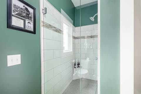 Luxury House - Heated Pool - in The Gulch - Walk Anywhere House in The Gulch