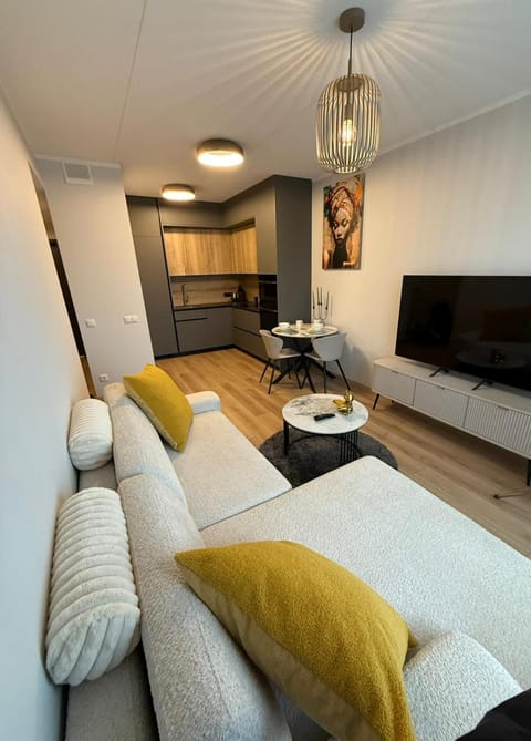 Communal lounge/ TV room, Kitchen or kitchenette