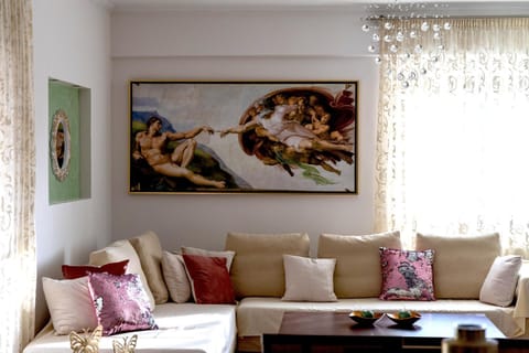 Living room, Decorative detail, Seating area