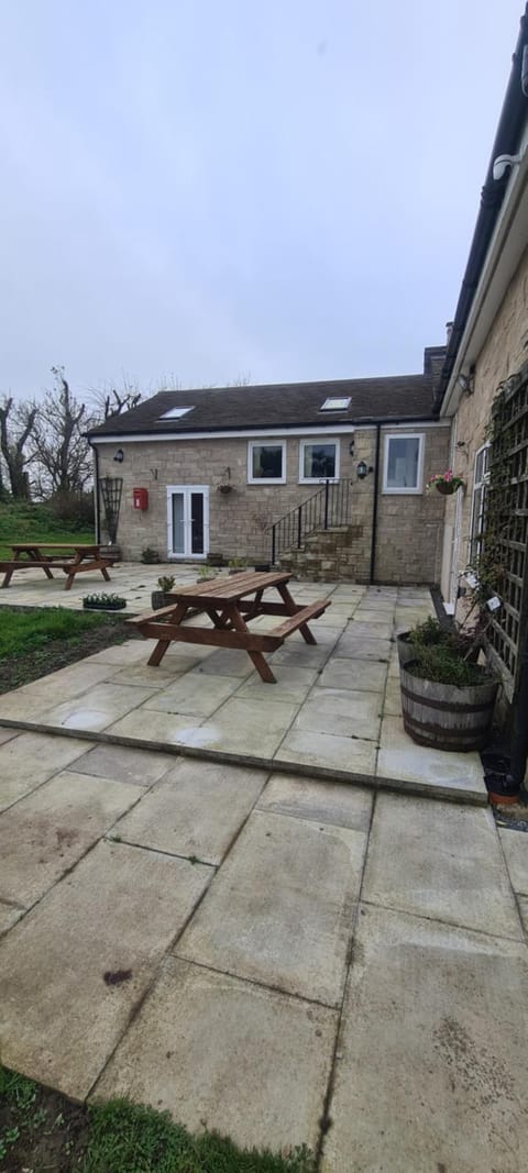 Greystones nawab 3 units A B C sleeps upto 14 ,15 buxton in peak park Apartment in Monyash