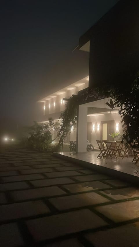 Property building, Night