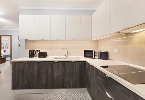 Luxurious & Spacious 2BD Accomodation at The Podium - Yacht Marina Area, Close to Valletta Apartment in Malta