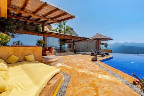 Patio, Day, Natural landscape, View (from property/room), Balcony/Terrace, Living room, Lake view, Mountain view, Pool view, Swimming pool, sunbed