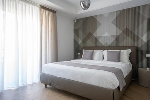 Bed, TV and multimedia, Coffee/tea facilities, Bedroom, safe, soundproof, wardrobe, air conditioner