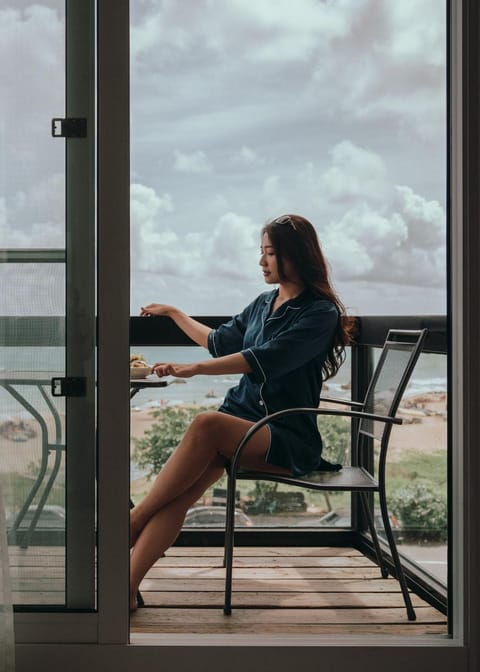People, Balcony/Terrace