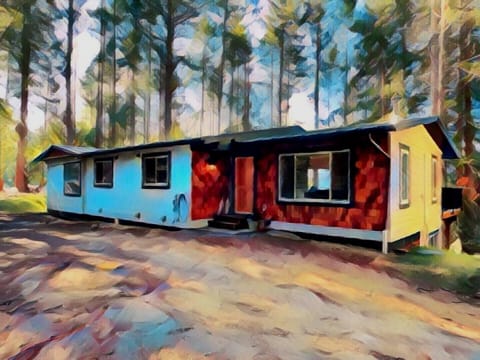 The Grove B&B Mayne Island Bed and Breakfast in Mayne Island