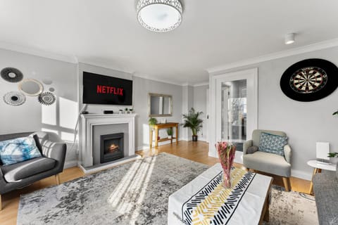 Charming House in Wakefield - Sleeps 6 House in Wakefield