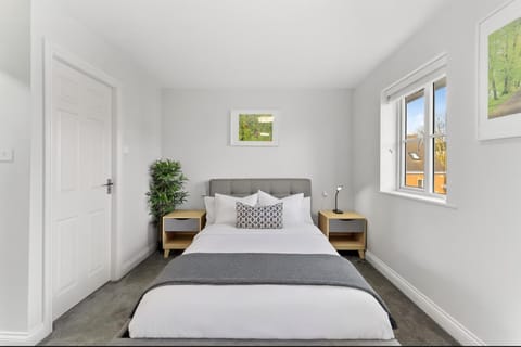 Charming House in Wakefield - Sleeps 6 House in Wakefield