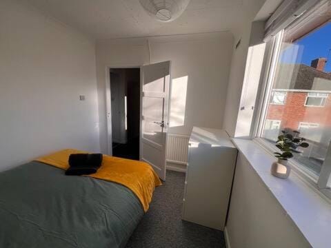 4 Bed Comfy House Apartment in Norwich