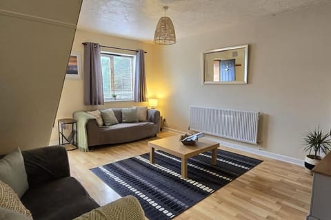 Lovely Holiday Home to explore beautiful West Wales House in Carmarthen