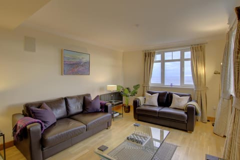 No10 The Links Apartment, Brora Apartment in Scotland