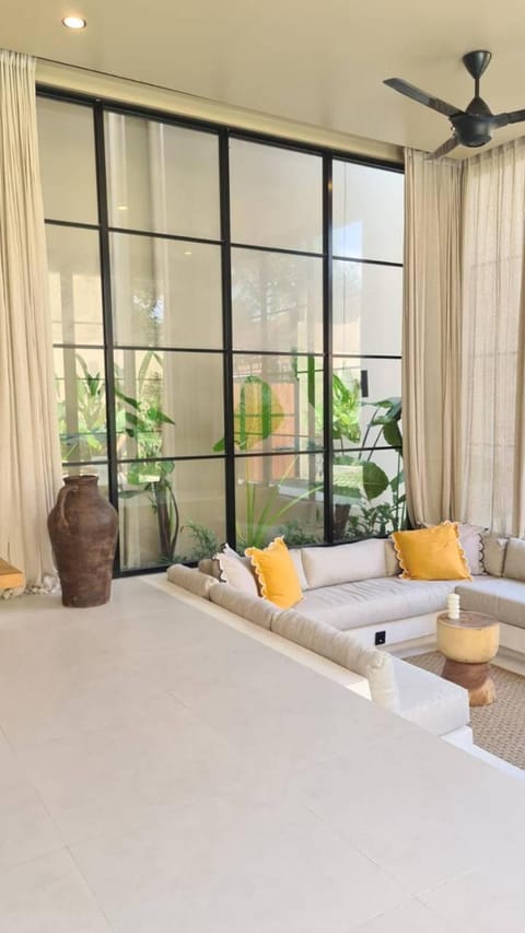 Juli Villas Canggu Pererenan Villa in North Kuta