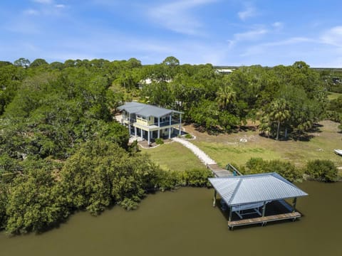 Sunrise Cottage House in Cedar Key