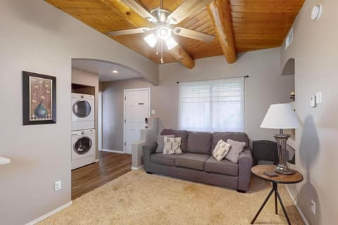 2 Bed 1 Bath with fully Stocked Kitchen Apartment in Corrales