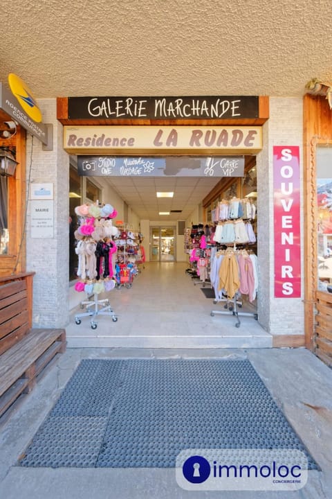 Studio Place d'Auron Apartment in Saint-Étienne-de-Tinée