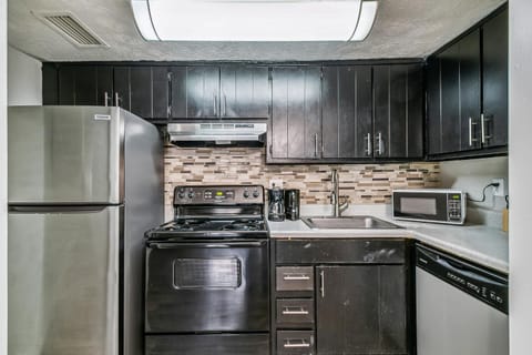 Halsten at Vinings 3203 Spacious 1 Bed 1 bath Apartment in Vinings