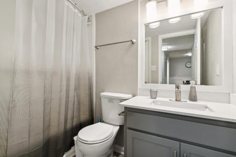 Halsten at Vinings 3214 Spacious 1 Bed 1 Bath Apartment in Vinings