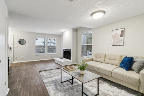 Halsten at Vinings 4203 Spacious 2 Bed 15 bath Apartment in Vinings