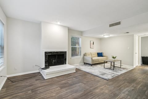 Halsten at Vinings 4203 Spacious 2 Bed 15 bath Apartment in Vinings