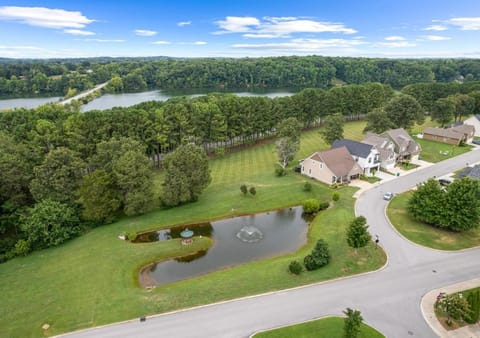Dry Jack Tim with Water Views Pool Outdoor Fireplace House in Tennessee
