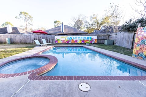 Pool view, Swimming pool, Swimming pool