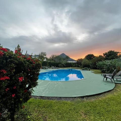 Swimming pool