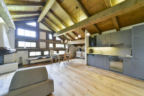 Chesa Grischuna - La Punt Apartment in Canton of Grisons
