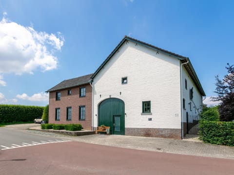 Property building, Summer